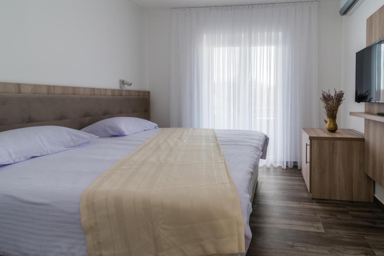 Apartments & Rooms Lavanda มาลินสกา ภายนอก รูปภาพ