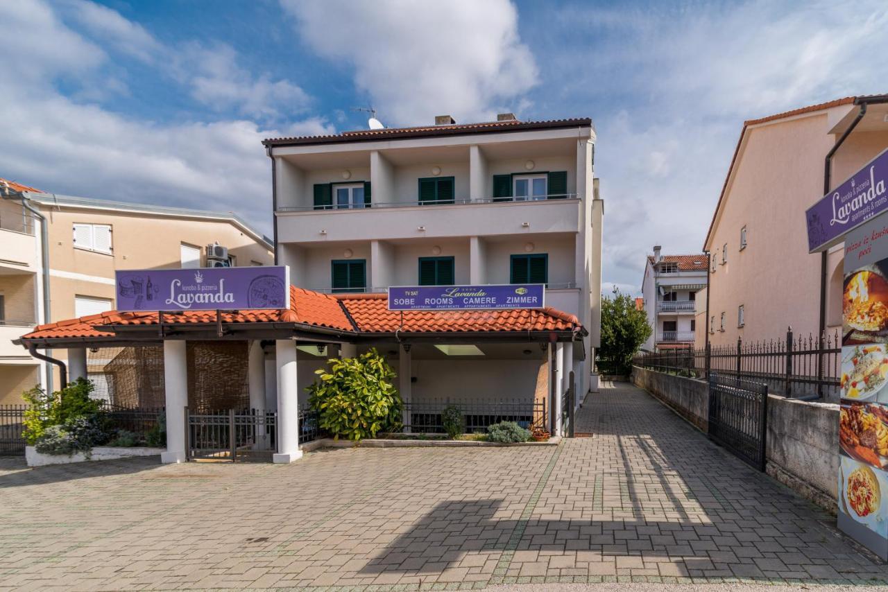 Apartments & Rooms Lavanda มาลินสกา ภายนอก รูปภาพ