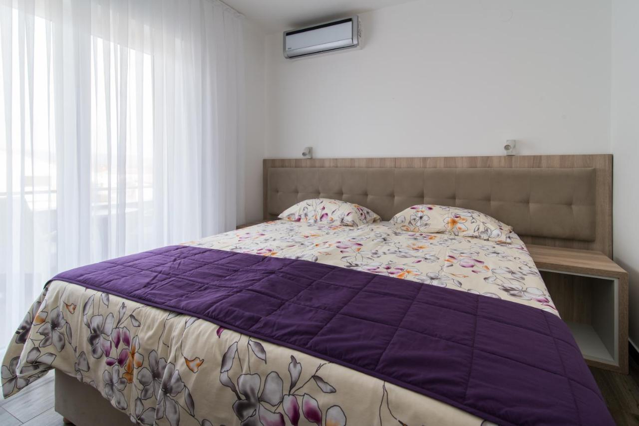 Apartments & Rooms Lavanda มาลินสกา ภายนอก รูปภาพ